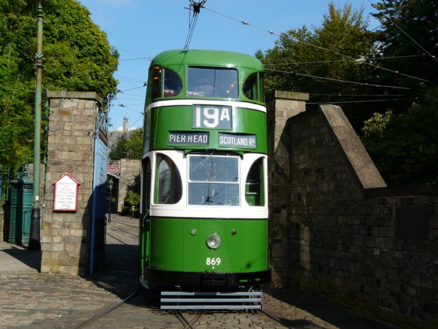 Liverpool 869 on its first day in service 2015