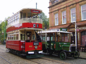 Barnsley Bus with tram outside red lion The 1913 “combination car” motorbus at Crich in 2007 ©Gordon Burch