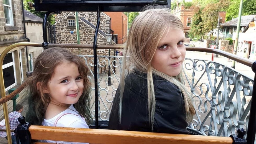 Jan's grandchildren (980px) Children on tram