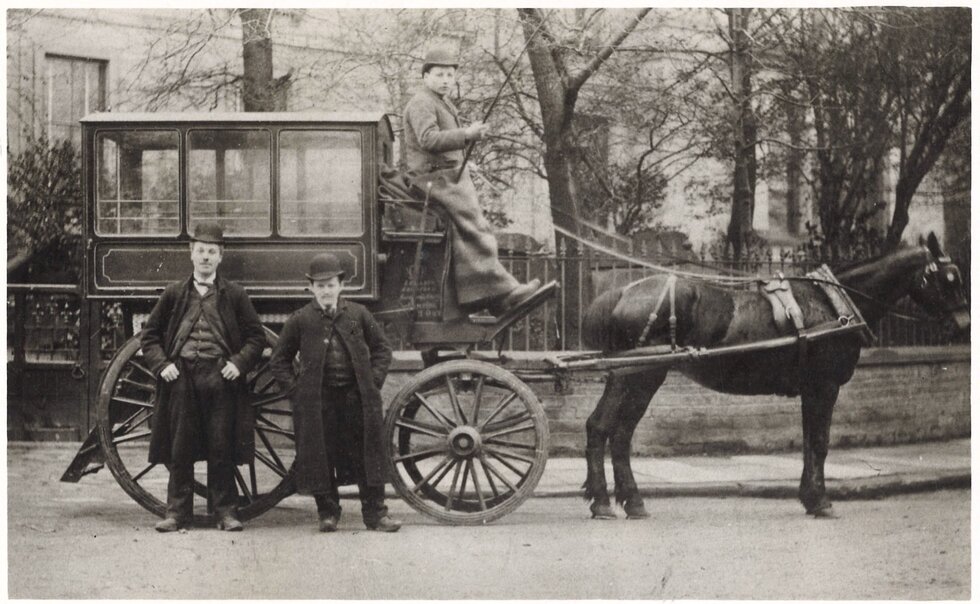 rsz_early_bradford_taxi_cab_-_west_yorkshire_archive_service_cropped