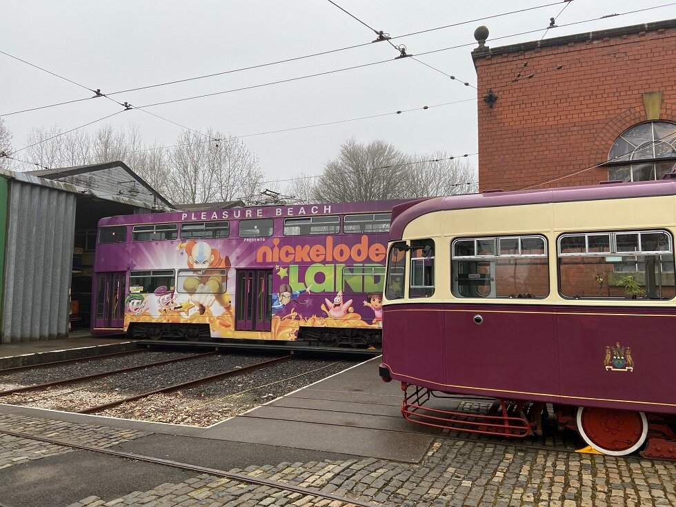 Blackpool 762 on the traverser being moved into the Exhibition Hall to swap with Leeds 602 (23rd April 2023)