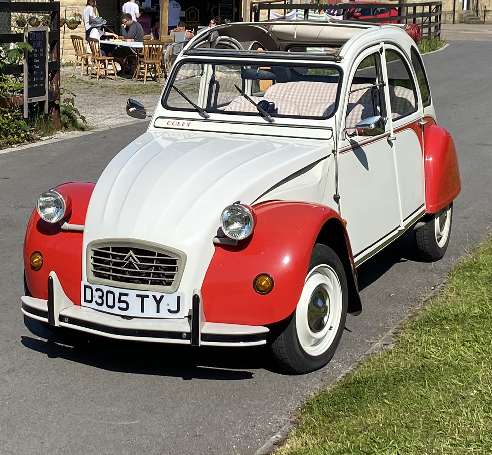 Citroen2CV 2024 Visit 